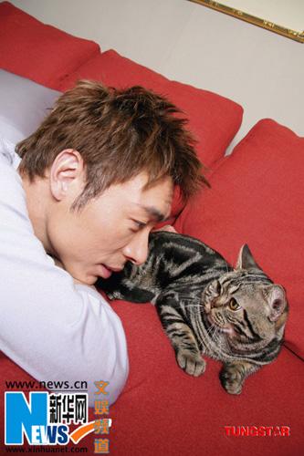 许志安怀念已故爱猫 喜欢像猫一样性格的人(图