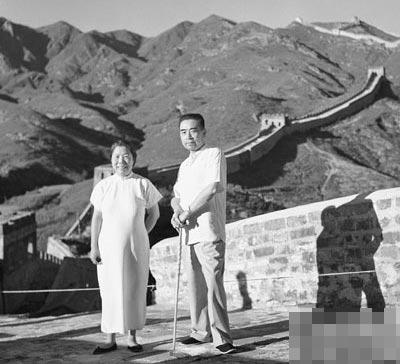 周恩来邓颖超十大恩爱照(组图)