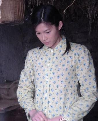 24位女星的村姑造型,谁最美谁最土?(组图)(转载)