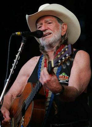 新浪娱乐讯 美国乡村音乐泰斗威利·尼尔森(willie nelson)和著名爵士