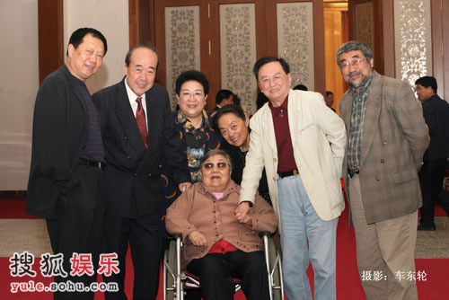 电视艺术50年峰会举办 王扶林给《红楼》支招