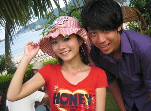 胡灵王超 集结 《为爱向前冲》互相站台引爆全