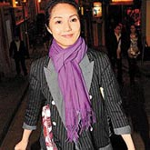 杨千嬅庆祝34岁生日