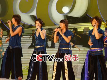 CCTV.com-彝族的太阳部落组合表演民族歌曲