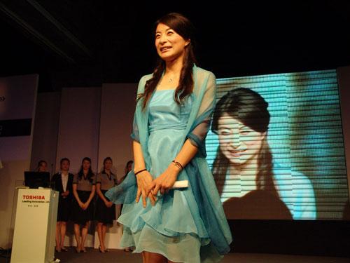 甜美代言