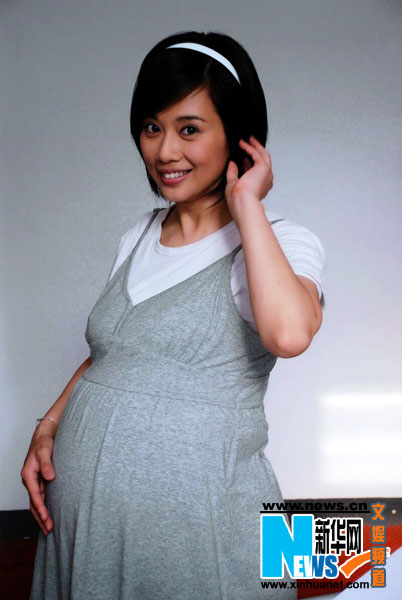 娱乐频道 内地·港台 正文 因出演《雪狼湖》女主角,主演电视剧