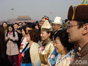引人注目的少数民族委员